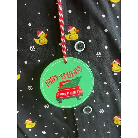 Free Planet Small Short Sleeve Button Down Shirt Christmas Rubber Duckie NEW - Picture 4 of 9